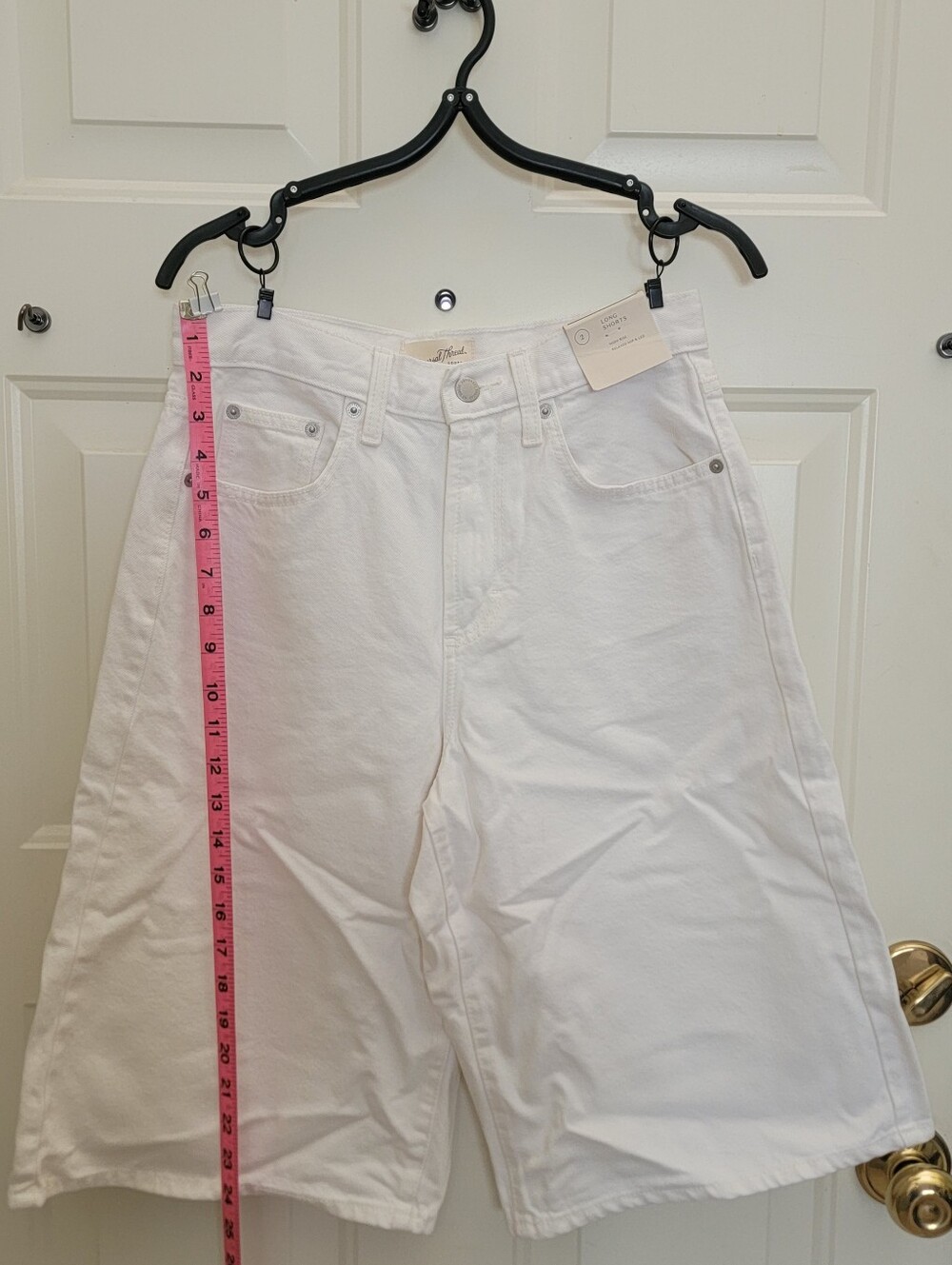 Universal Thread White High-Rise Long Denim Shorts Size 2